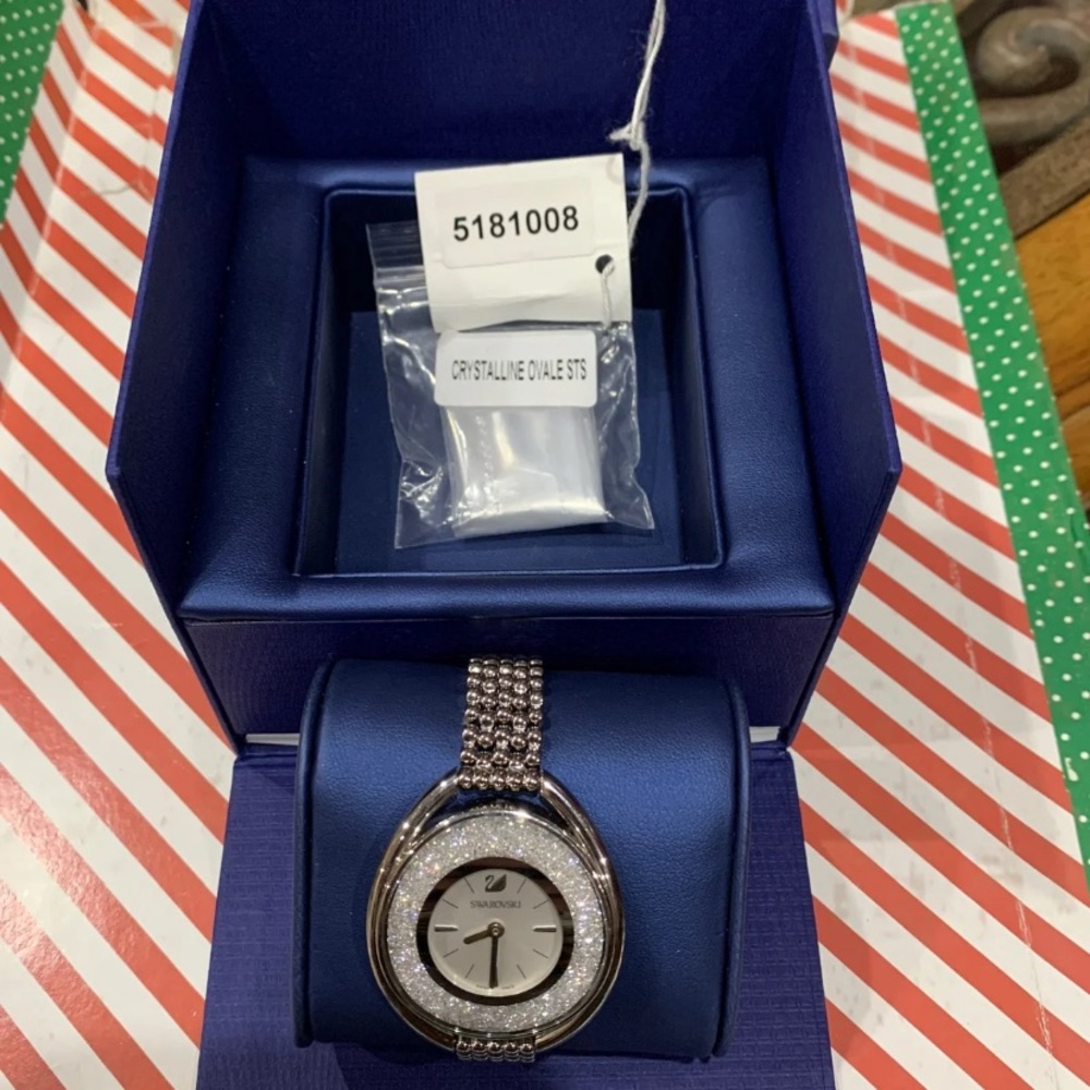 Watch - Picture 3 of 3